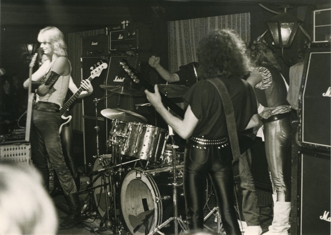 1984-01-06_Countdown_Cafe_Bodine-01